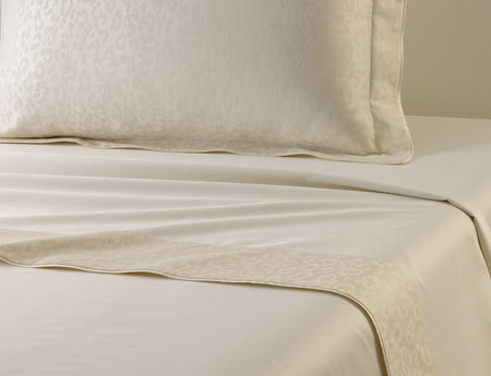 Drap plat Satin de coton damassé - LEOPARD Ivoire